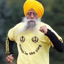 A világ legidősebb maratonistájáról forgatnak filmet Indiában