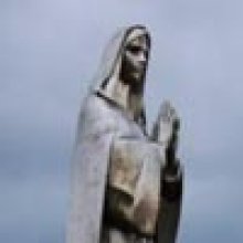 Tíz és fél méteres Szűz Mária-szobrot állítottak fel Hercegszántón