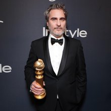Golden Globe: Joaquin Phoenix és Renée Zellweger is díjat ad át