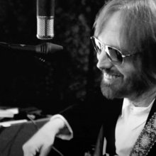 A Fleetwood Mac és Tom Petty a Warner új lemezein