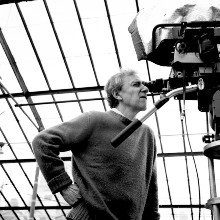 Woody Allen befejezte első francia nyelvű filmje forgatását