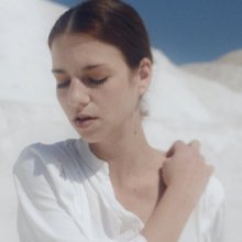 West Wind: Lukácsi Liza media-designer videóklipje mesél