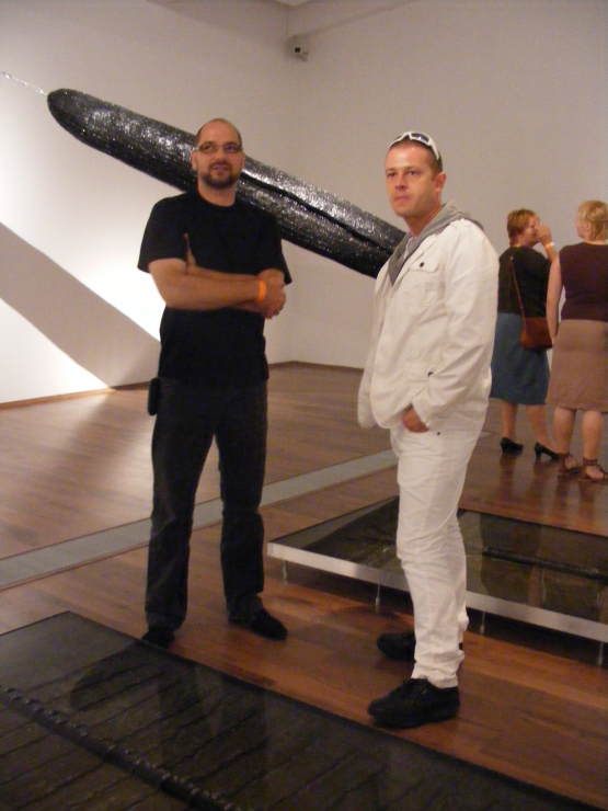 Berszán Zsolt és Orbán János Dénes a Genezis-project című kiállításon