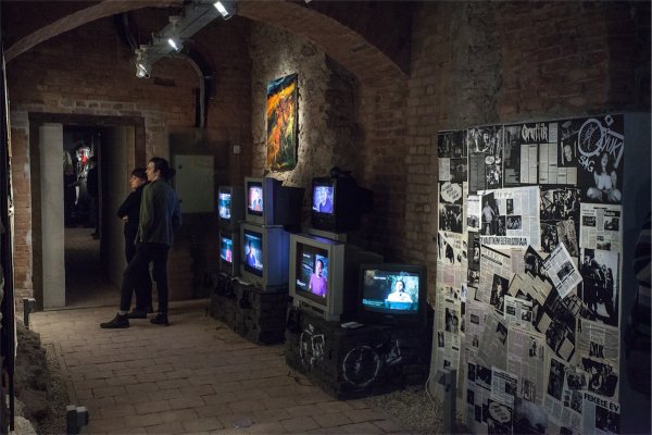 Fekete Lyuk – A pokol tornáca, Kiscelli Múzeum, 2019 - enteriőr, Fotó: Millok Tamás