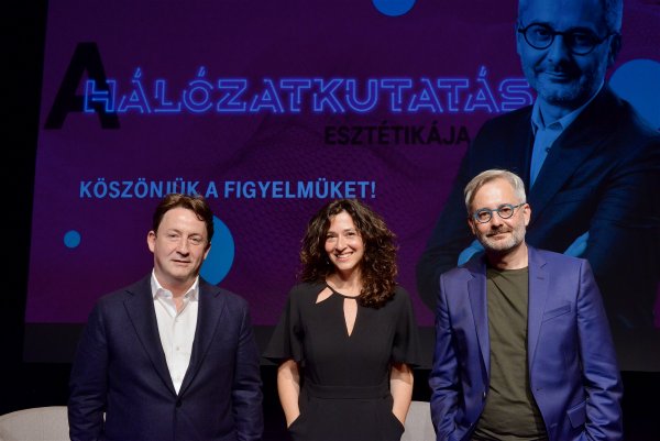 Fotó: Bodó Gábor, Telekom, 2020. 10. 09. A fotón Barabási Albert-László, Szántó András, Winkler Nóra.