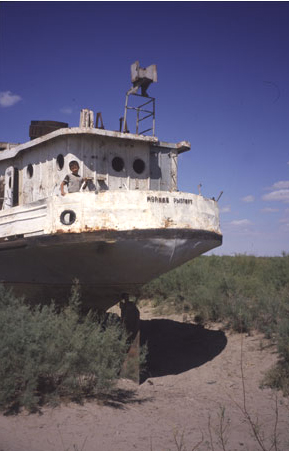 Aral-tó Dead ships in deserts 112